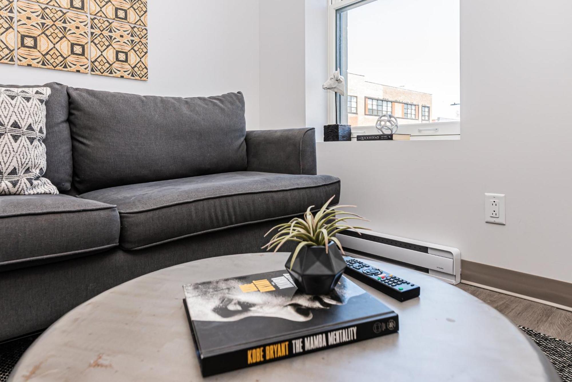 New, Fresh And Luminous Studio In Le Plateau By Den Stays Montréal Rum bild