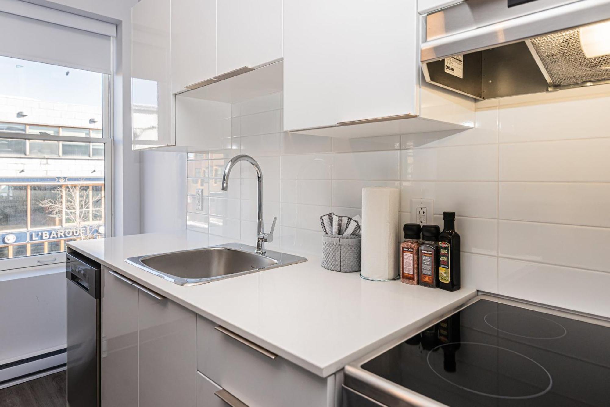 New, Fresh And Luminous Studio In Le Plateau By Den Stays Montréal Rum bild